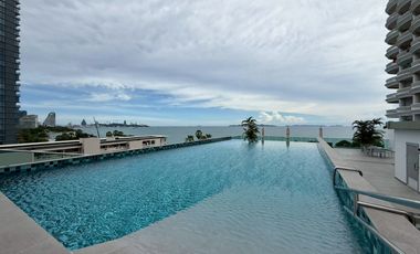 For rent 2 bedrooms condo in North Pattaya, Pattaya