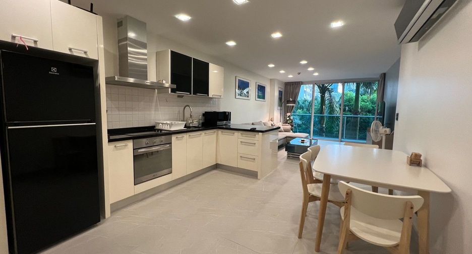 For rent 2 bedrooms condo in North Pattaya, Pattaya