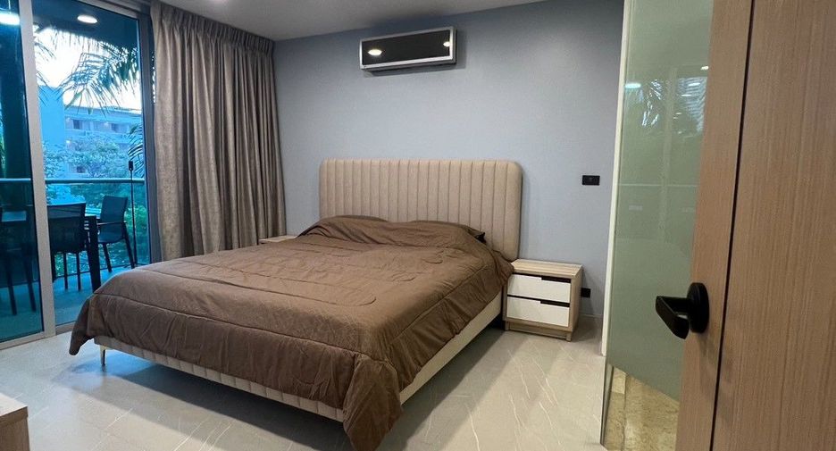 For rent 2 bedrooms condo in North Pattaya, Pattaya