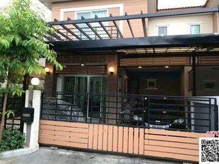 For sale 2 bedrooms townhouse in Pluak Daeng, Rayong