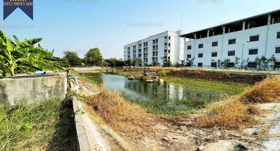 À vendre entrepôt à Ban Pho, Chachoengsao