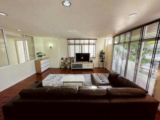 Haus zur Miete mit 5 Zimmer in Watthana, Bangkok