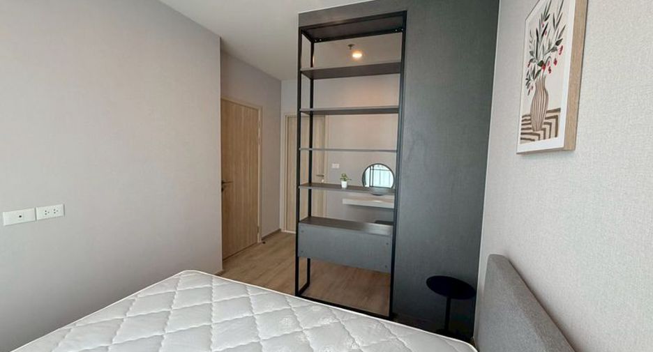 Condo en alquiler de 2 habitaciones en Huai Khwang, Bangkok