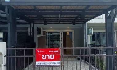 For sale 2 bedrooms townhouse in Lam Luk Ka, Pathum Thani