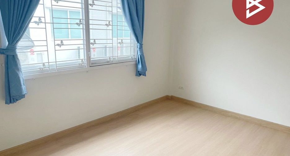 For sale 2 bedrooms townhouse in Lam Luk Ka, Pathum Thani