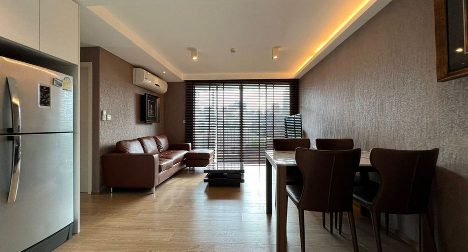 For rent 2 bedrooms condo in Watthana, Bangkok