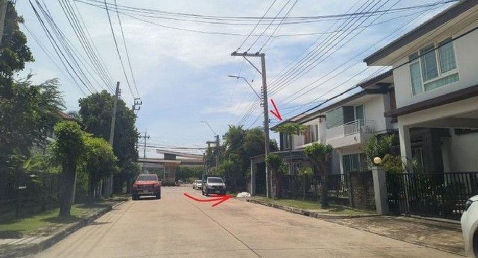 Haus zum Kauf mit 3 Zimmer in Bang Khun Thian, Bangkok