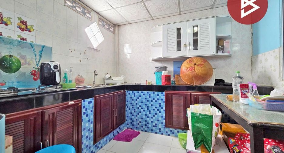 Reihenhaus zum Kauf mit 4 Zimmer in Mueang Samut Sakhon, Samut Sakhon
