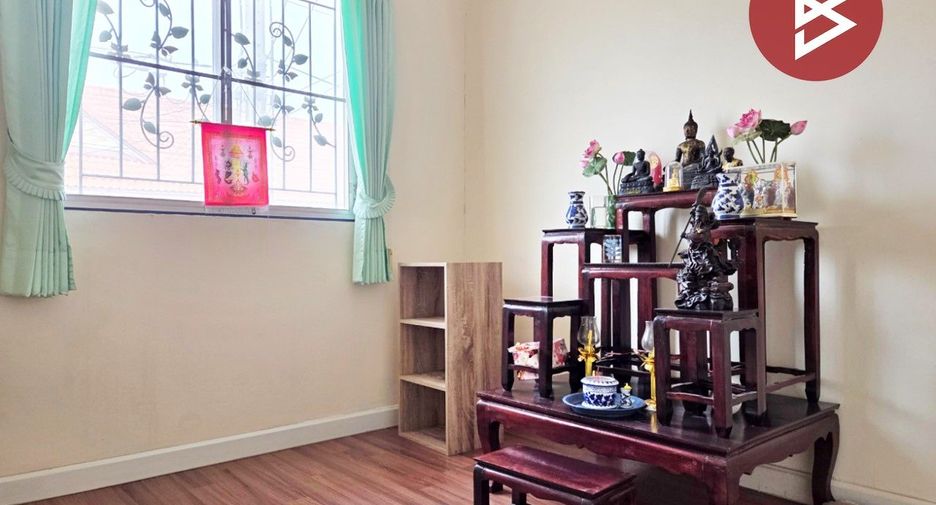 Reihenhaus zum Kauf mit 4 Zimmer in Mueang Samut Sakhon, Samut Sakhon