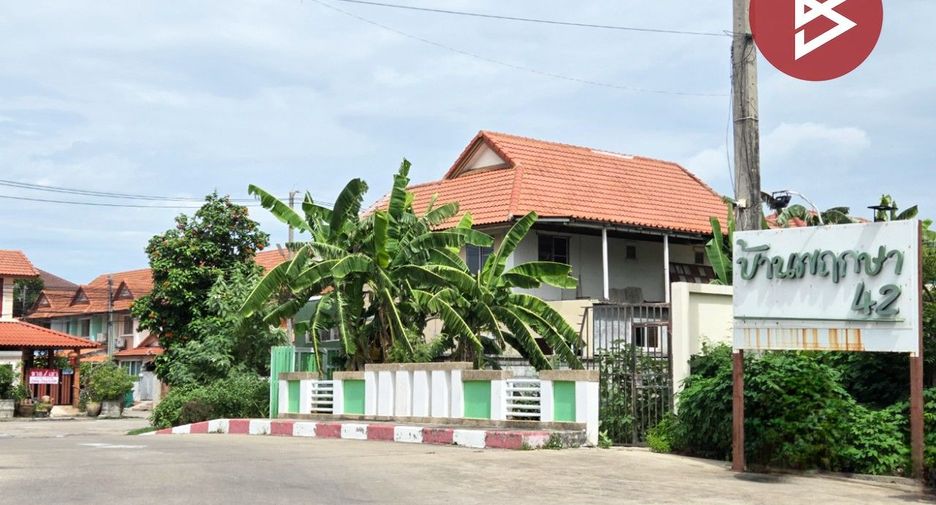 Reihenhaus zum Kauf mit 4 Zimmer in Mueang Samut Sakhon, Samut Sakhon