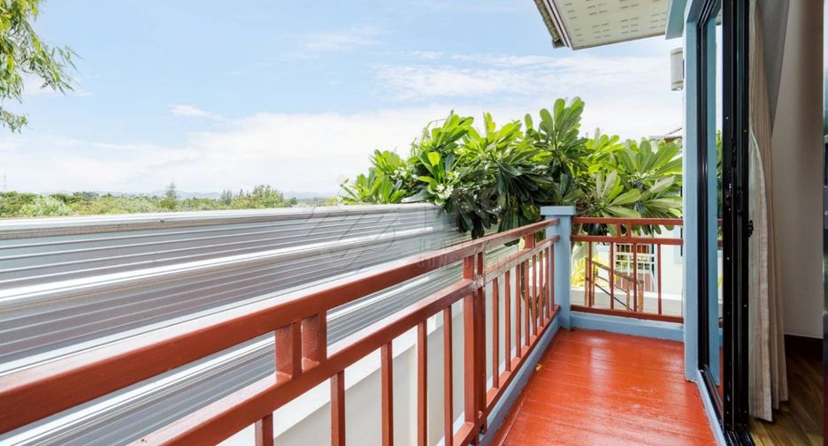 For sale 4 bedrooms house in Hua Hin, Prachuap Khiri Khan