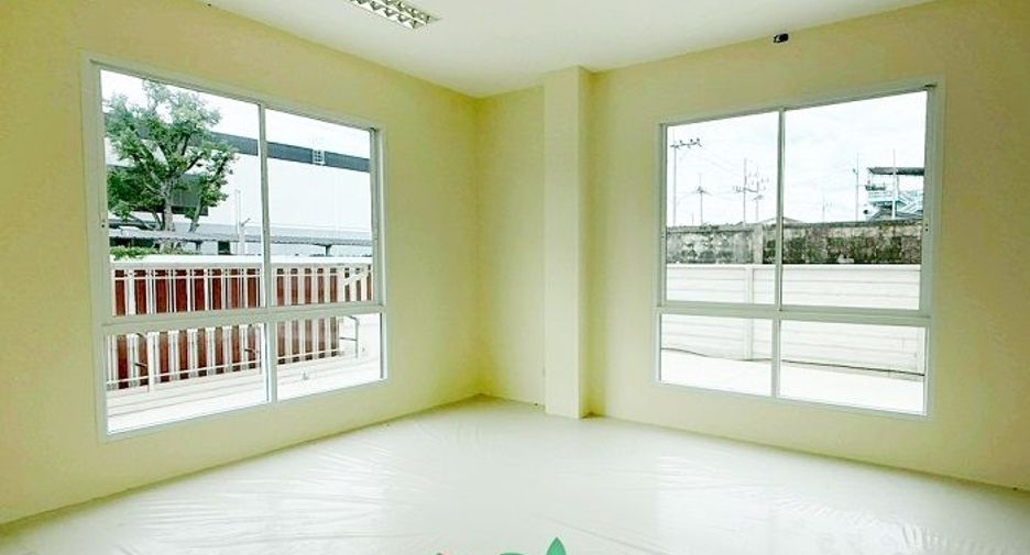 For sale 5 bedrooms warehouse in Sam Phran, Nakhon Pathom