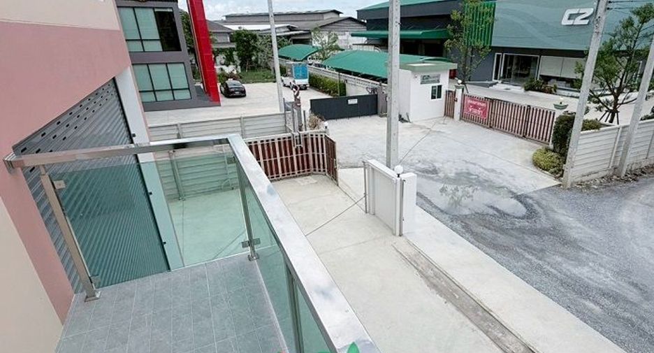For sale 5 bedrooms warehouse in Sam Phran, Nakhon Pathom