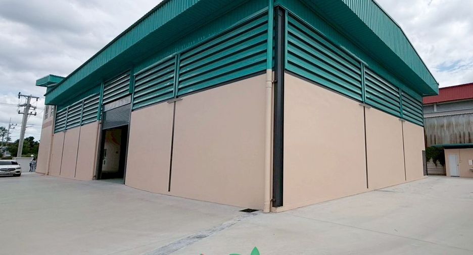 For sale 5 bedrooms warehouse in Sam Phran, Nakhon Pathom