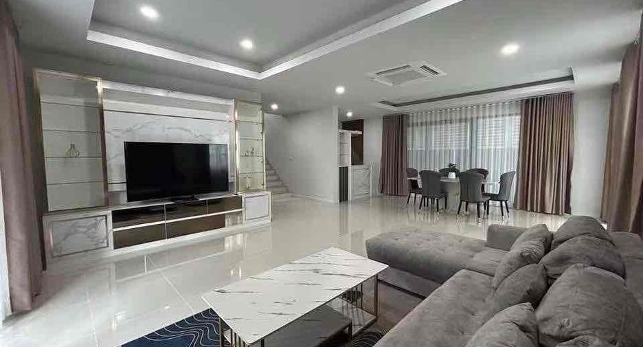 For rent 3 bedrooms house in Bang Lamung, Chonburi