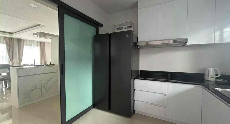 For rent 3 bedrooms house in Bang Lamung, Chonburi