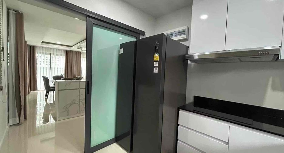 For rent 3 bedrooms house in Bang Lamung, Chonburi