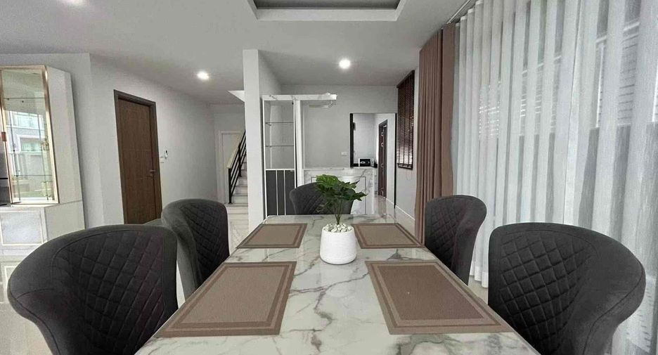 For rent 3 bedrooms house in Bang Lamung, Chonburi