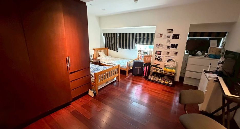 ให้เช่า 3 ห้องนอน คอนโด ใน คลองเตย, กรุงเทพฯ