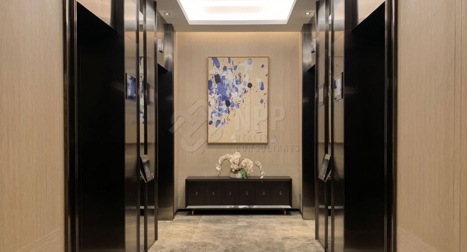 For rent 2 bedrooms condo in Watthana, Bangkok