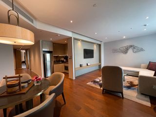 Wohnung zur Miete mit 3 Zimmer in Pathum Wan, Bangkok