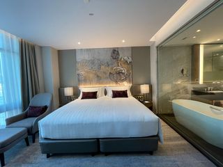 For rent 3 bedrooms condo in Pathum Wan, Bangkok