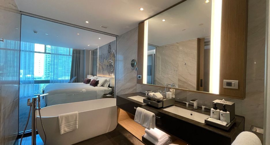 À louer 3 chambres condo à Pathum Wan, Bangkok
