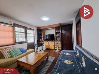 Casa en venta de 4 habitaciones en Huai Khwang, Bangkok