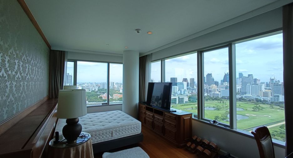 For rent 3 ベッドルーム condo in Pathum Wan, Bangkok
