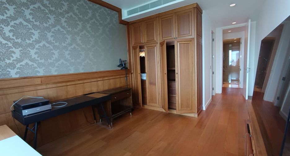 For rent 3 ベッドルーム condo in Pathum Wan, Bangkok
