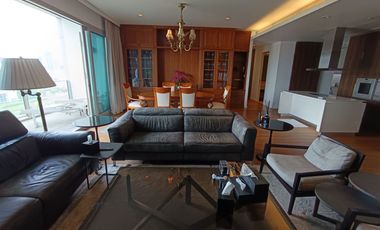 À louer 3 chambres condo à Pathum Wan, Bangkok