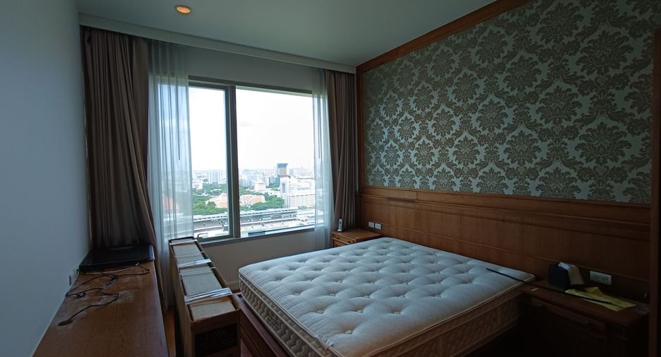 For rent 3 ベッドルーム condo in Pathum Wan, Bangkok
