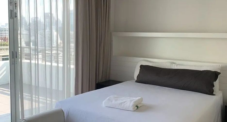 For rent 4 ベッドルーム condo in Pathum Wan, Bangkok