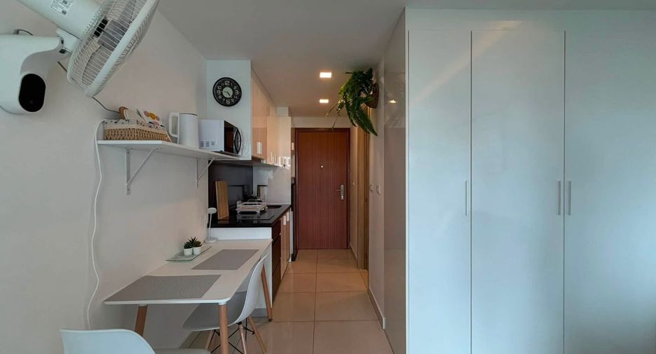 For sale 1 bed condo in Bang Lamung, Chonburi