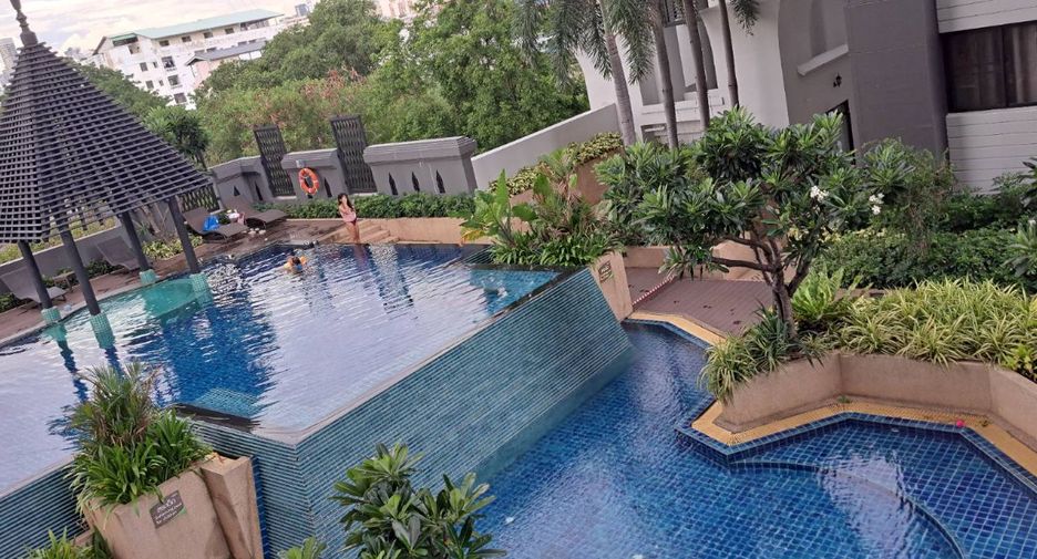 Wohnung zur Miete mit 2 Zimmer in Watthana, Bangkok