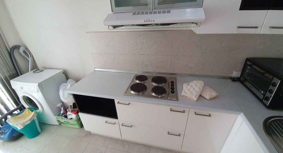 Wohnung zur Miete mit 2 Zimmer in Khlong Toei, Bangkok