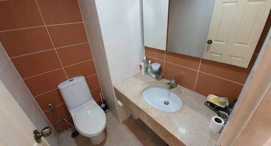 Wohnung zur Miete mit 2 Zimmer in Khlong Toei, Bangkok