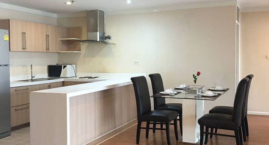 Wohnung zur Miete mit 3 Zimmer in Khlong Toei, Bangkok