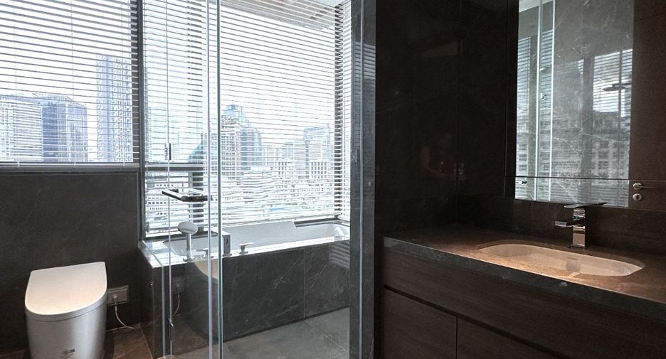 Condo en alquiler de 2 habitaciones en Bang Rak, Bangkok