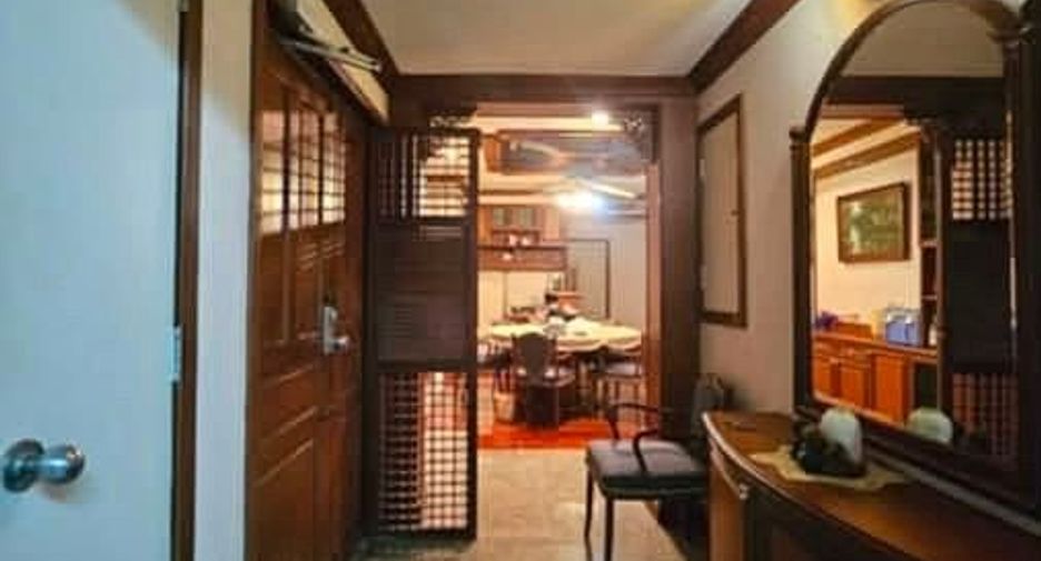 For sale 3 ベッドルーム condo in Bang Lamung, Chonburi