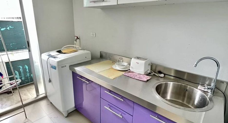 Wohnung zum Kauf mit 1 Zimmer in Si Racha, Chonburi