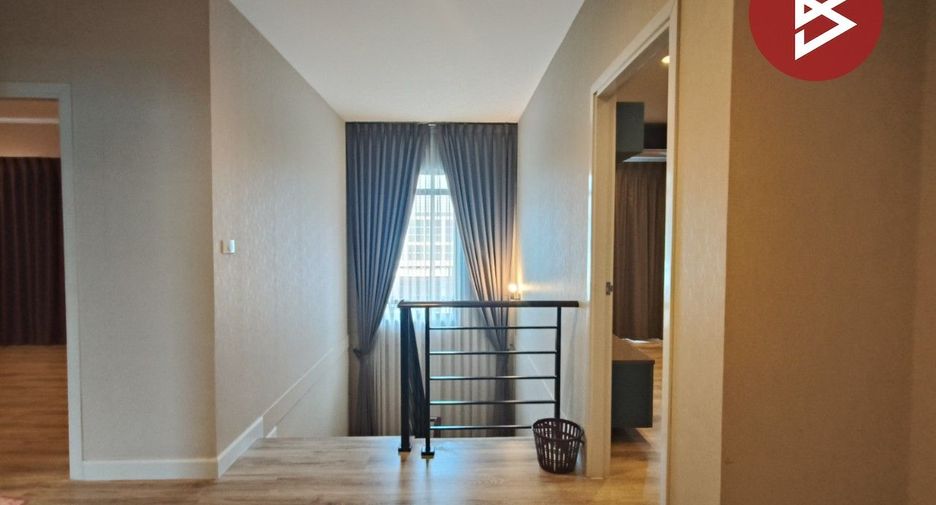 Casa en venta de 4 habitaciones en Phra Samut Chedi, Samut Prakan