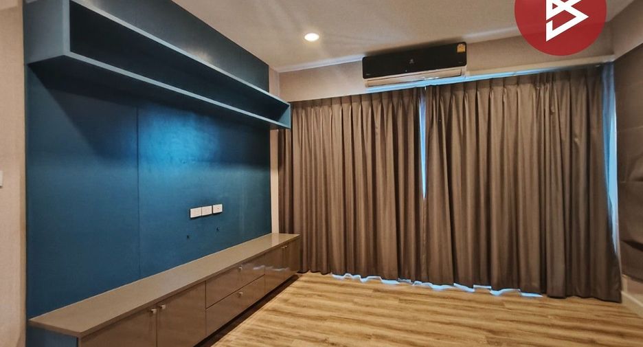 Casa en venta de 4 habitaciones en Phra Samut Chedi, Samut Prakan