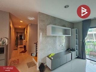 Casa en venta de 4 habitaciones en Phra Samut Chedi, Samut Prakan