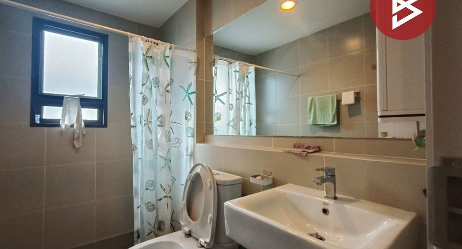 Casa en venta de 4 habitaciones en Phra Samut Chedi, Samut Prakan