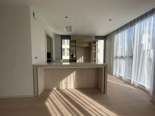 Condo en alquiler de 4 habitaciones en Khlong Toei, Bangkok