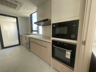 Condo en alquiler de 4 habitaciones en Khlong Toei, Bangkok
