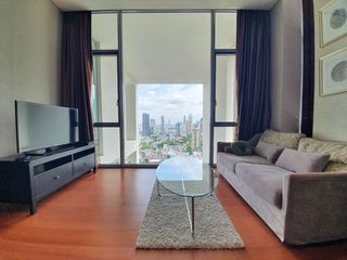 Condo en alquiler de 3 habitaciones en Sathon, Bangkok