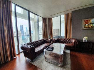 Condo en alquiler de 3 habitaciones en Sathon, Bangkok