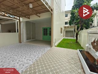 For sale 4 bedrooms townhouse in Suan Luang, Bangkok